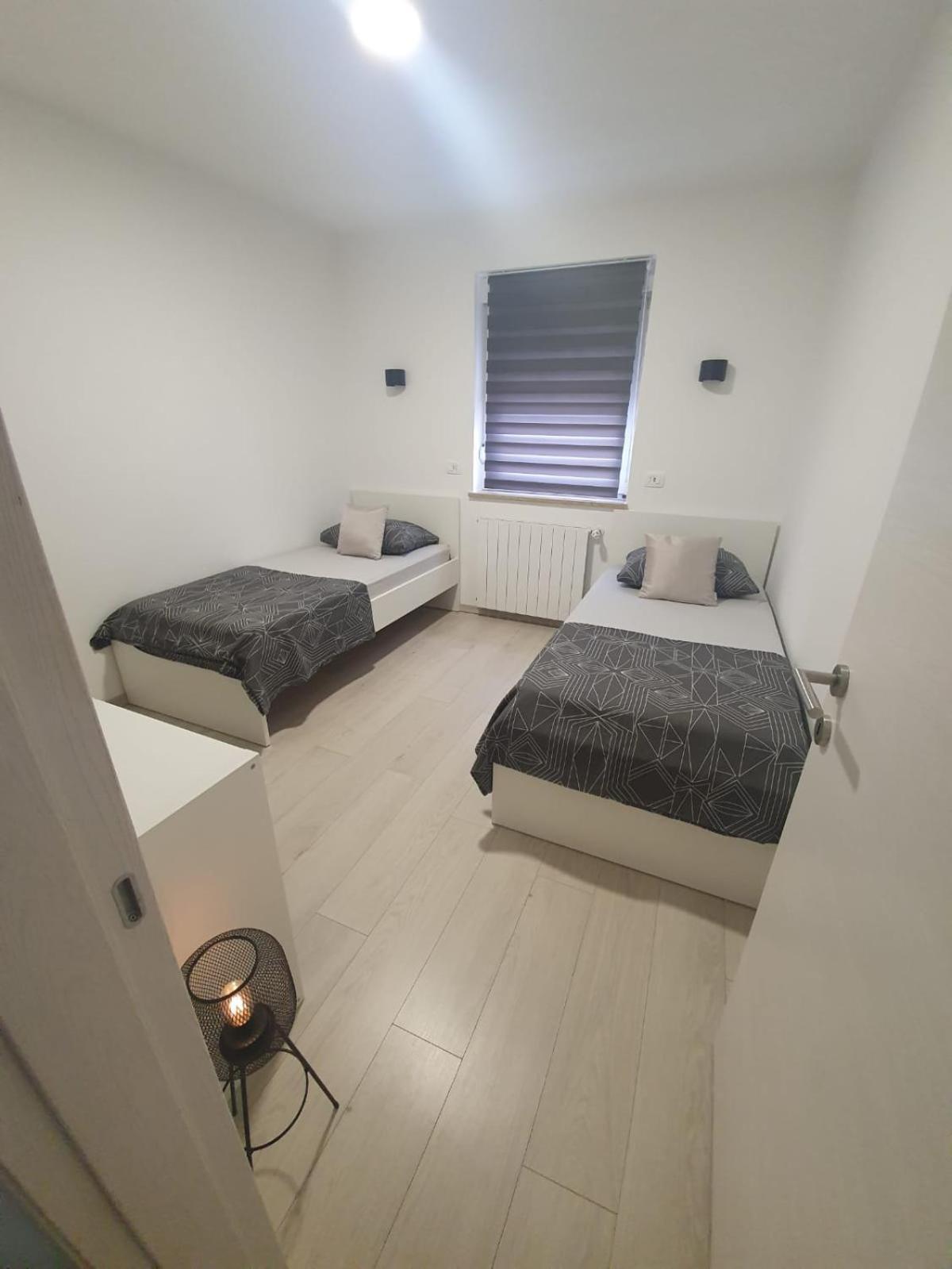 Holiday Home Nikol بولا المظهر الخارجي الصورة