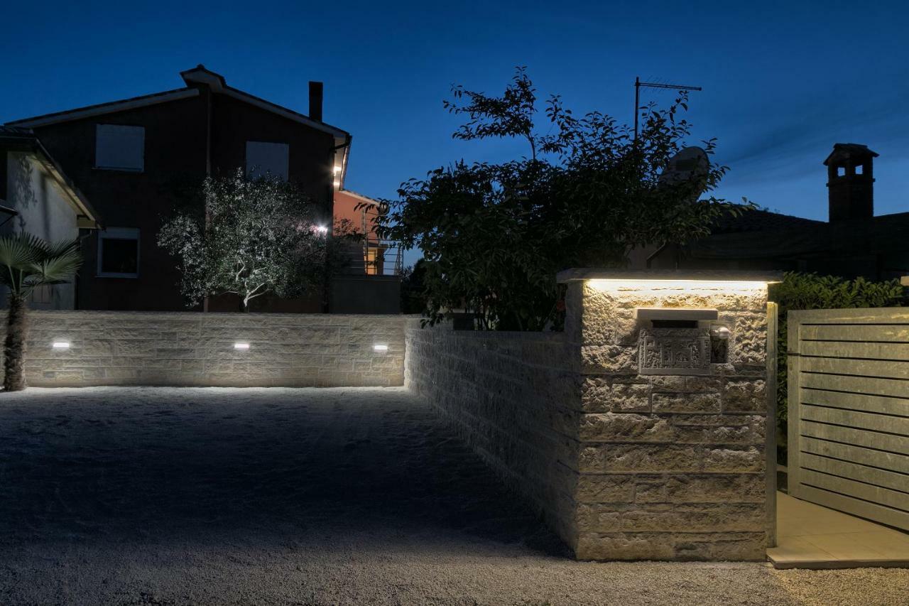 Holiday Home Nikol بولا المظهر الخارجي الصورة