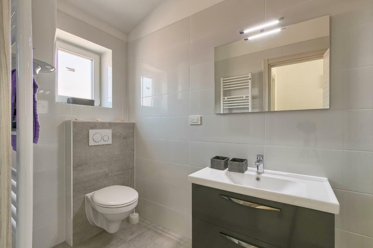 Holiday Home Nikol بولا المظهر الخارجي الصورة